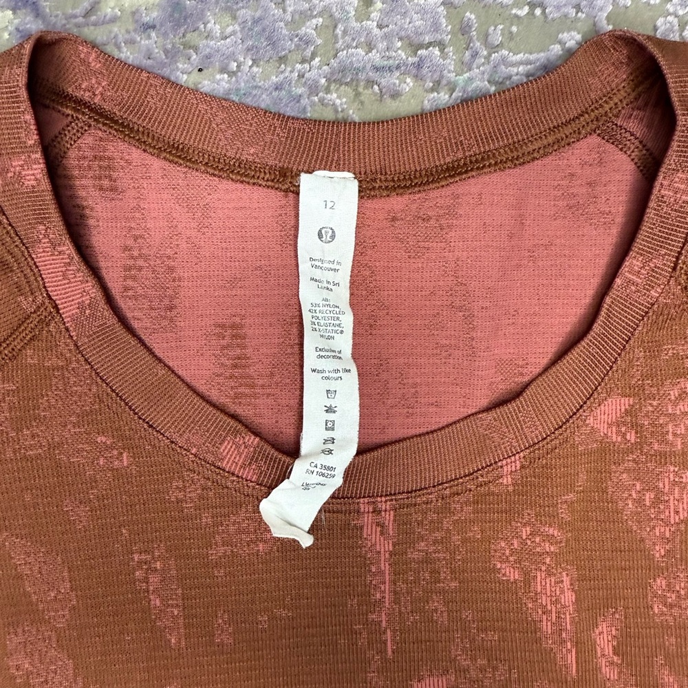 Lululemon Swiftly Tech 2.0 Shirt Race Length - Picture 2 of 6